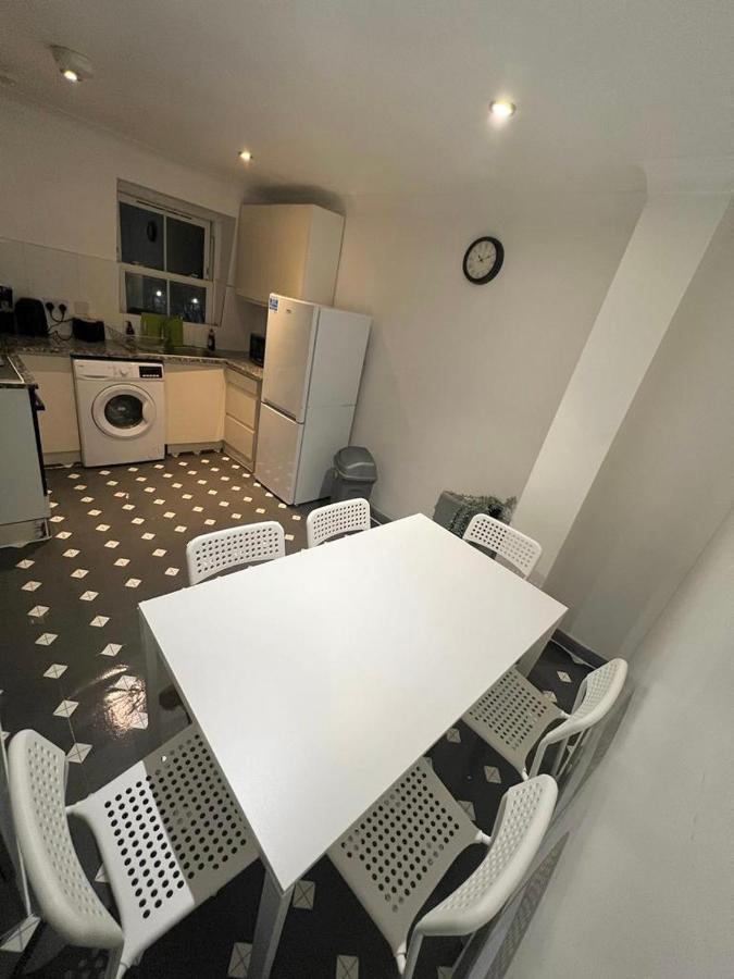 3 Bedroom Flat In King'S Cross, St Pancras'S. 8 People Londres Exterior foto
